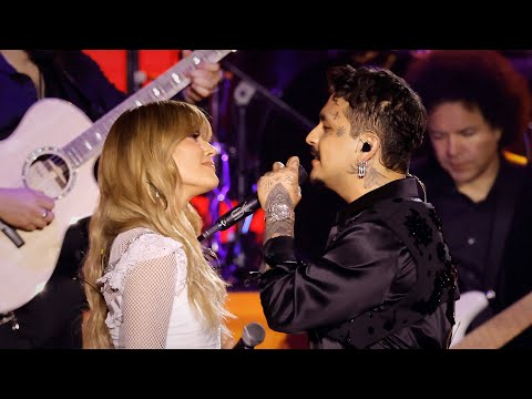 Kany García y Christian Nodal interpretan 'La Siguiente'