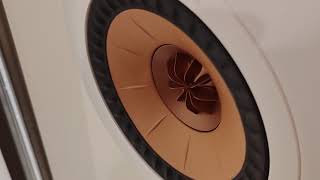 Video thumbnail for KEF LS50 Wireless II + KEF KC62 Subwoofer / Sound Test / Harrods, London by The Speaker Guy 2