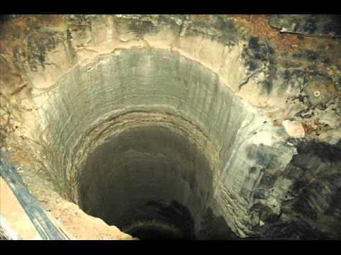 Bottomless Pit - ¿Anonymou$? produced by INCITE