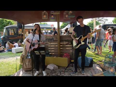 Lisa Castelli ft Toon Luyten - 7 nation army