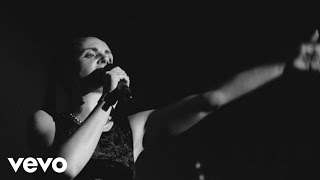 MØ - Don&#39;t Wanna Dance (Live at Vega)