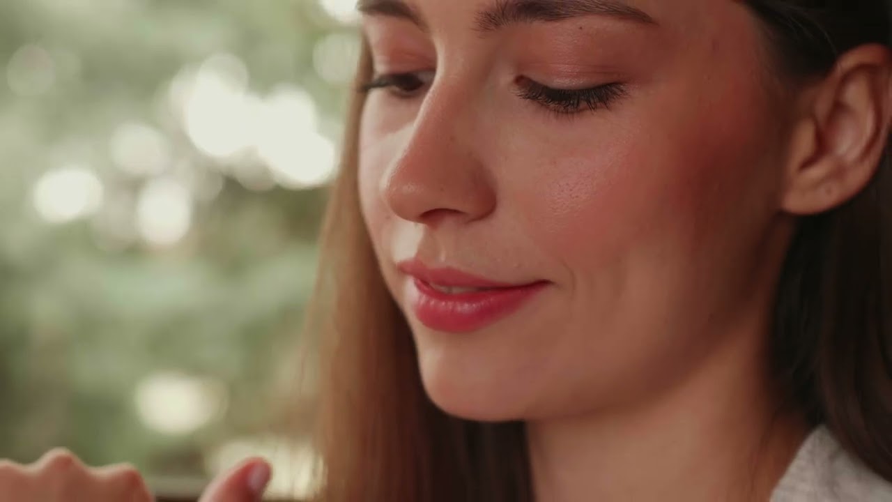 Candle & Bracelet - Aura Product Promo