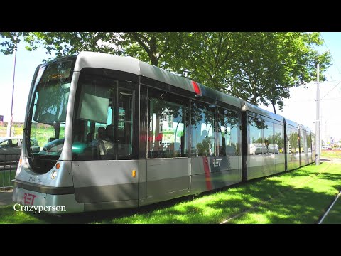RET Tram 25 op 2e Rosestraat naar Maashaven Rotterdam