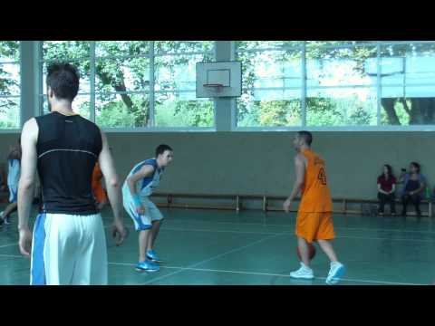 Just 2 dudelicious give and goes