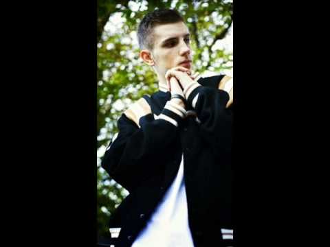 Jizzy - Jizzalicious(Croatian rap) 2009