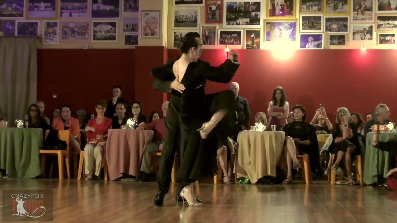 Ornella Simonetto y Juan David Vargas  -"Sin Lagrimas"-  Roberto Chanel