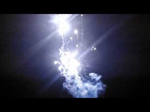 Sandling Colour of Thunder 4-Inch Mine Firework