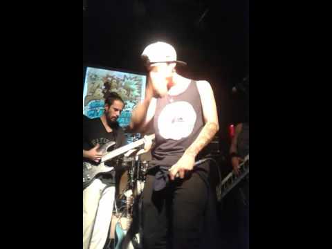 El lompee Freestyle en 990 Armando Flores en sus 20 AÑOS!