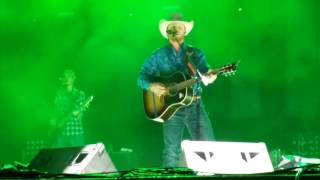 Cody Johnson &quot;grass stains&quot;