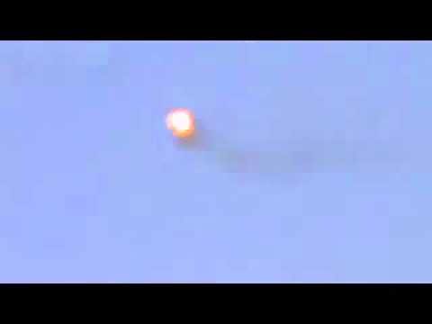 اسقاط طائرة ميغ من قبل كتائب الجيش الحر في مدينة موحسن في ريف دير الزور