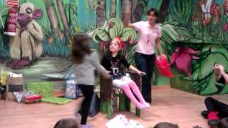 Dando el regalo