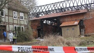 preview picture of video 'Der Tag danach: Kriminalpolizei ermittelt in Twiste'