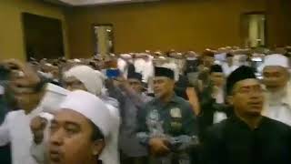 Download lagu 'Yalal Wathon' bersama Maulana al Habib Umar bin Hafidz mp3 Download lagu 'Yalal Wathon' bersama Maulana al Habib Umar bin Hafidz mp3