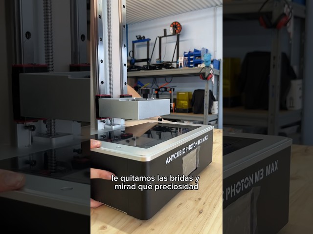 Vídeo relacionado con Impresora 3D Garganta de Agua fría Extremo Caliente Garganta Compact Heatbreak Garganta de alimentación Accesorios de Impresora 3D para Impresora 3D