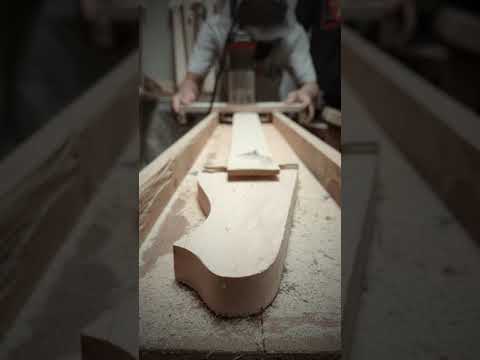 FAD Guitars - #fadguitars Daily Routine #fadbass