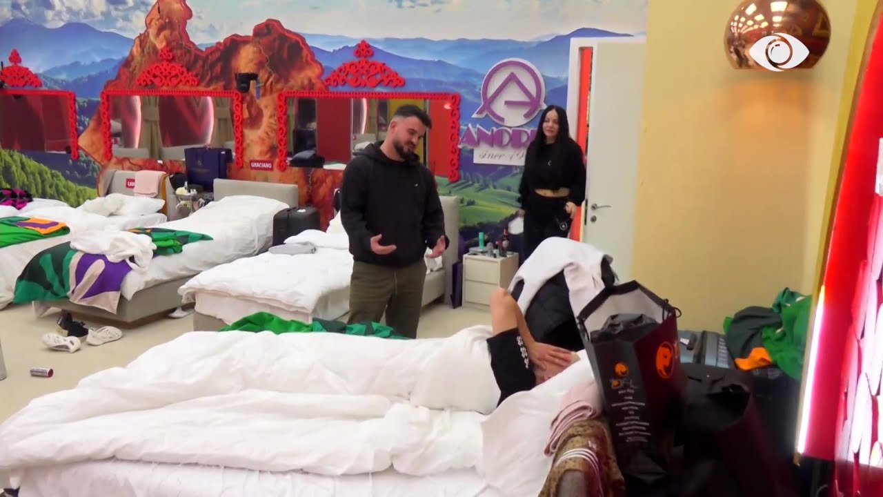 “Ti do të zgjohesh nga unë, jo nga Sara”/Endriku i shkon në shtrat Bardhit