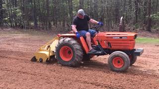 Kabota B8200 Compact Farm Tractor