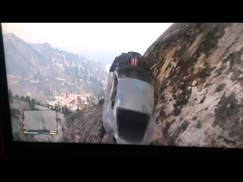 Caduta dal monte chiliad con la macchina