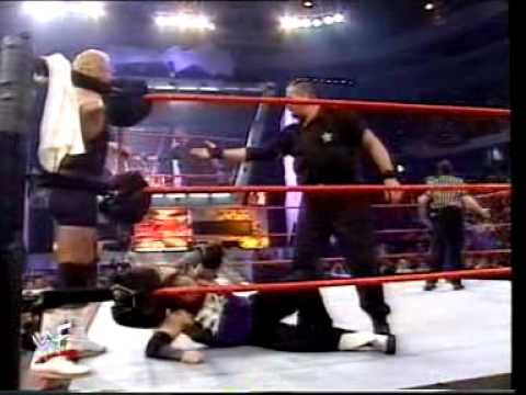 WWF Hardy Boys vs Mr Perfect & Bossman (RAW 01-04-2002)