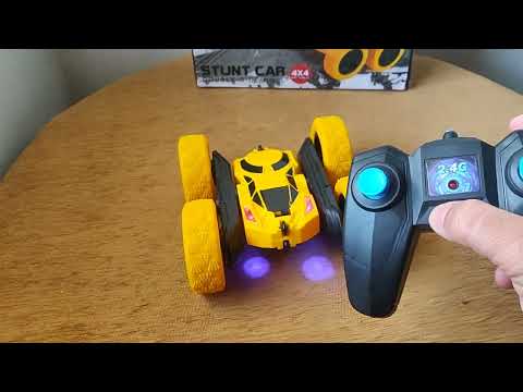 Remote Control Stunt Car, RC Car Toys with 360. Rotating Tumbling Flips & Drift, Rechargeable
