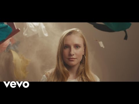 Billie Marten - Lionhearted (Official Video)