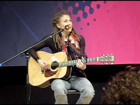 Mariette Hansson - Fade out! Live i Nordstan