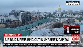 CNN coverage of Ukraine crisis interrupted by Applebee's commercial with country music