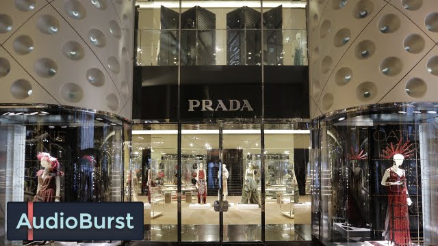 The Psychology Behind Why People Like Luxury Brands