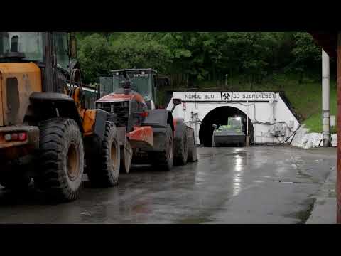 Officials reroute flooded stream away from Praid salt mine | REUTERS