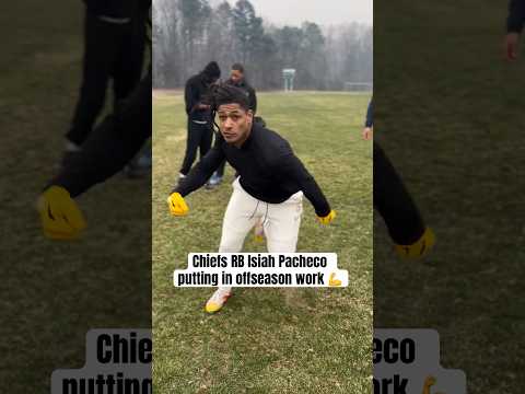 Isiah Pacheco training for the season 😤 (via bigplayskillz/IG)
