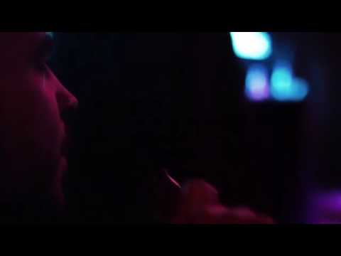 Ellegas // Rels B - Cruz Cafuné