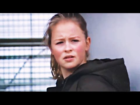 Liv Flaherty 10th November 2020 - liv catches vinny stealing money from the scrapyard