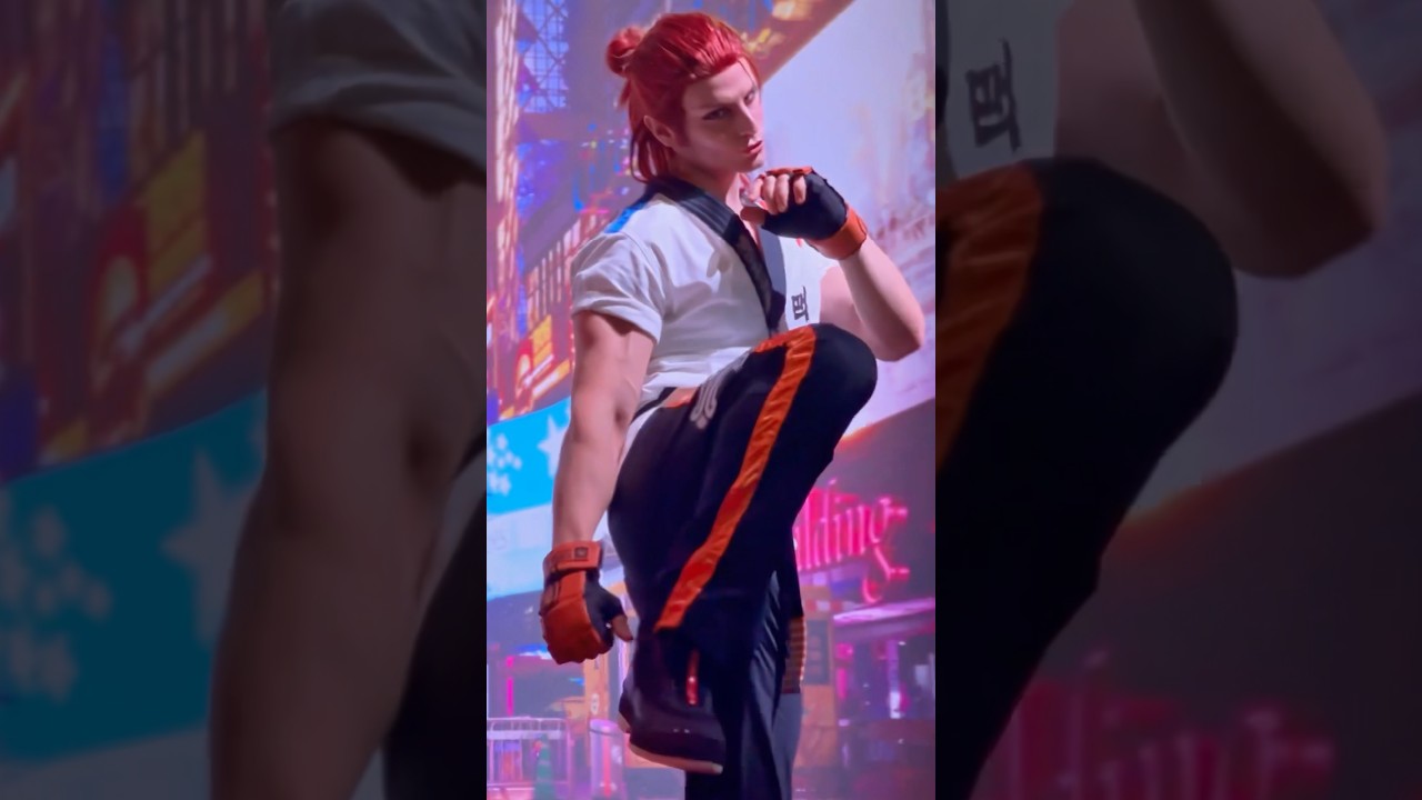 IRL #tekken8 ▪️My Hwoarang Cosplay at #tekken booth 💢 #taryncosplay #hwoarang