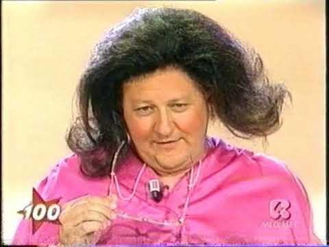 Nicoletta Orsomando (Boldi) a Una Rotonda sul Mare 1990