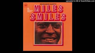 Miles Davis Quintet - Miles Smiles - 01.- Orbits