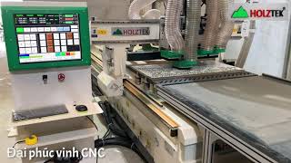 Máy CNC 4 đầu Holztek cắt chữ, cắt vách ngăn, khoan cắt ván