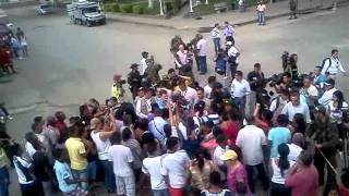 preview picture of video 'Santos en corinto cauca saludo cuerpo bomberos..'
