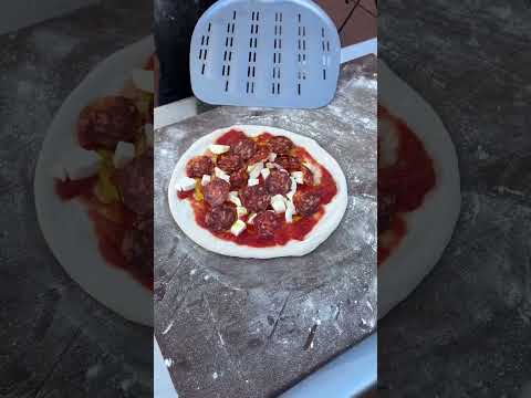 How To Make The Best Salami Pizza