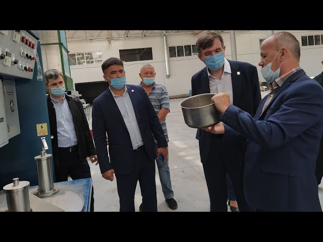 ТР икътисад министры Кукмара предприятиеләренең эшчәнлеге белән танышты