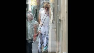 Taylor Swift Сameltoe