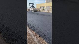 road construction using asphalt materials  #learning #construction #subscribe
