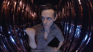 Lucas Carpenter - "Your Girlfriend" (OFFICIAL MUSIC VIDEO)