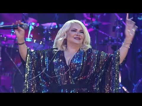 Viorica si Ionita de la Clejani -Live - Uite le Mandrutele