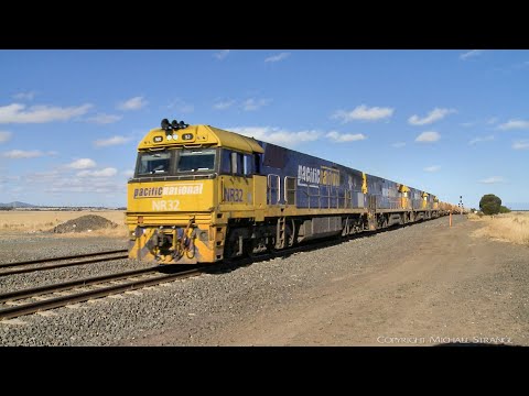 1MP2 Pacific National Steel Train With Bonus Empty Wagons (6/1/2019) - PoathTV Australian Railways