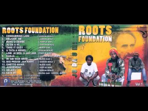 Uria Gad - Ghetto Mama