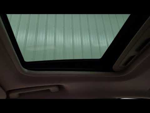 18E0635 - 2007 Volvo S40 - Power Sun Roof