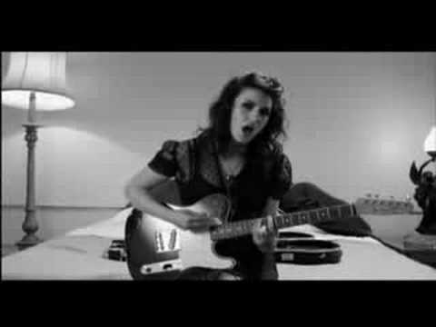 Blood Red Shoes - This I's Not For You