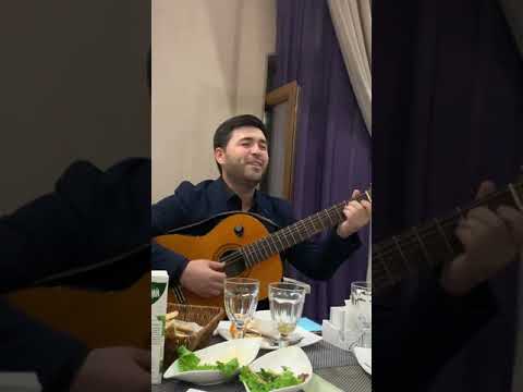 Нурали: Девона қилди ишқ мани (бир парча жонли ижрода)