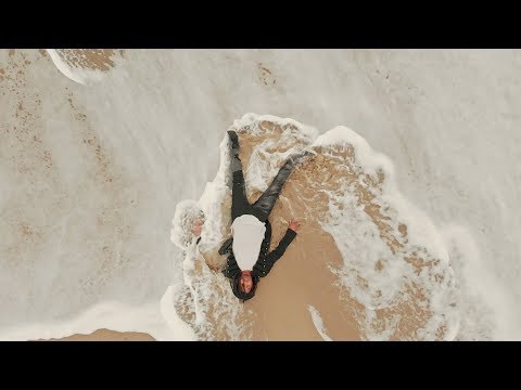 deM atlaS - Pneumonia (Official Video)