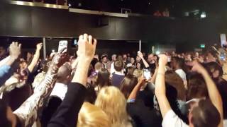 Féfé live On est là La Place 29.03.17